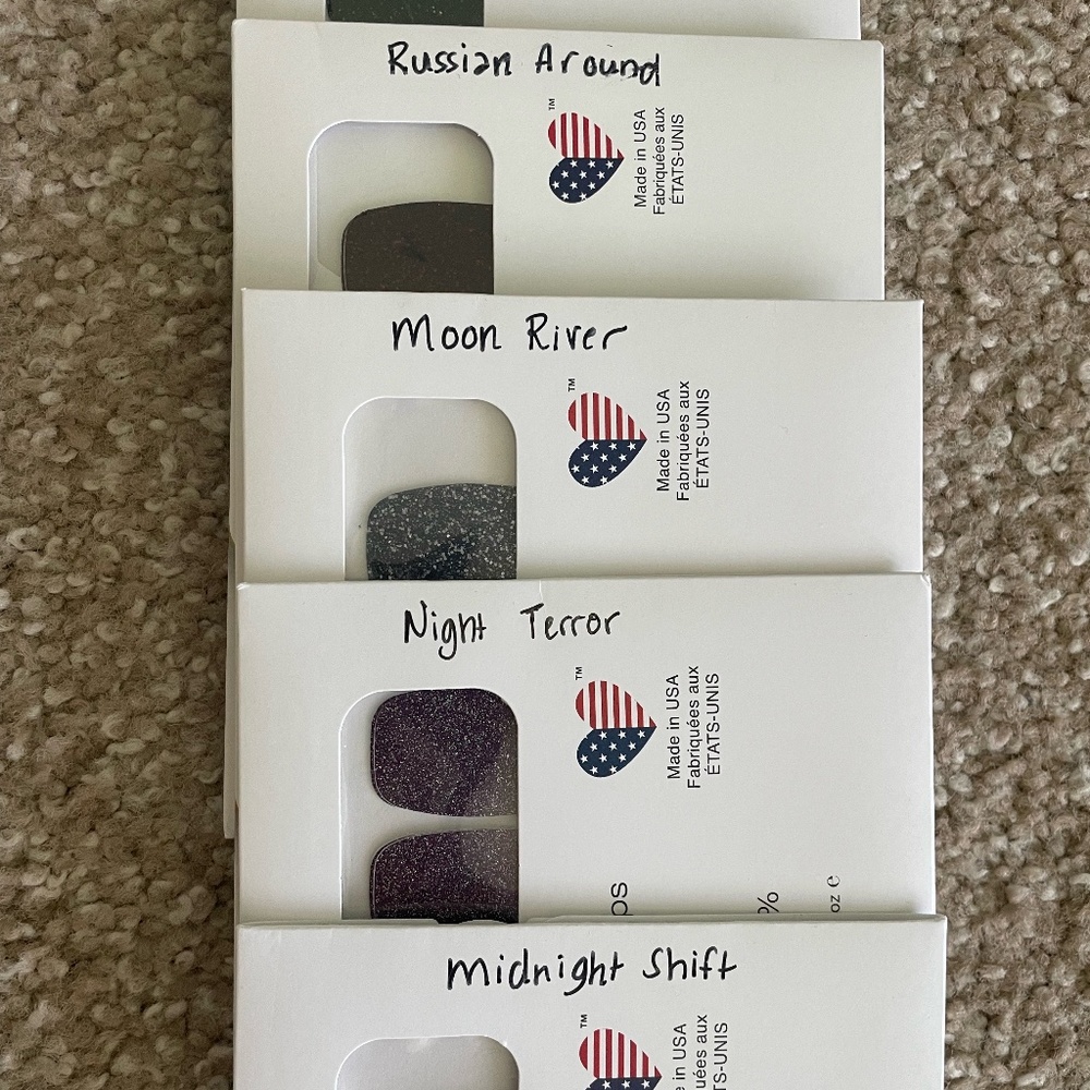 Color Street nail polish strips